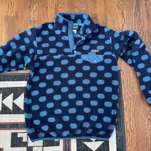 Paragonia sweatshirt